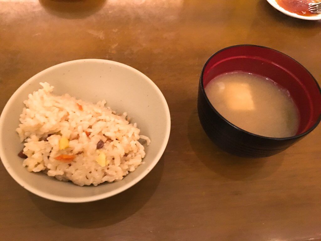 ザ・ブッフェ 大丸札幌休日ディナーブッフェ　栗炊き込みご飯と味噌汁