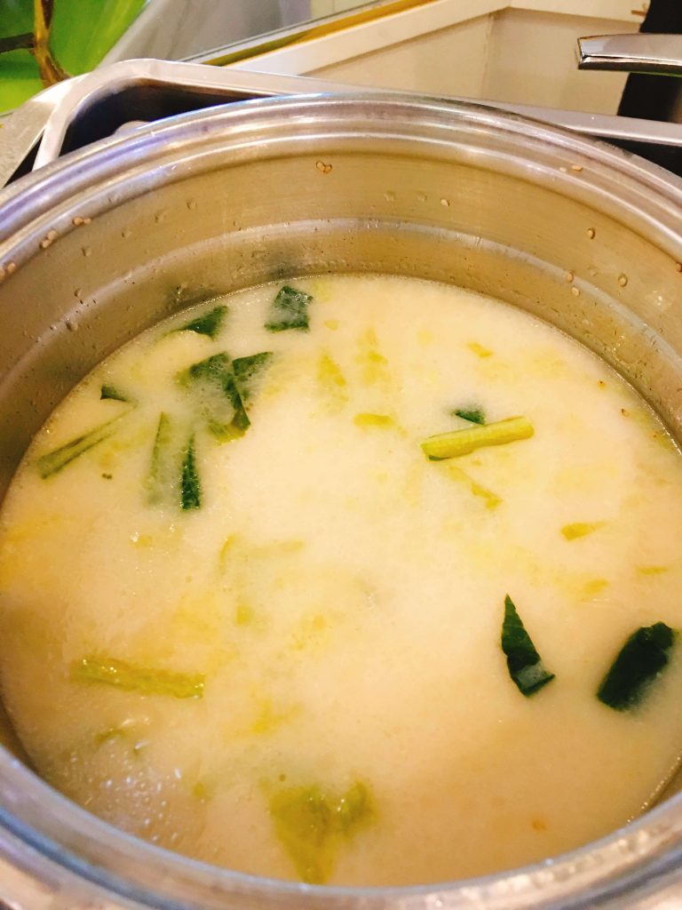 白湯スープ